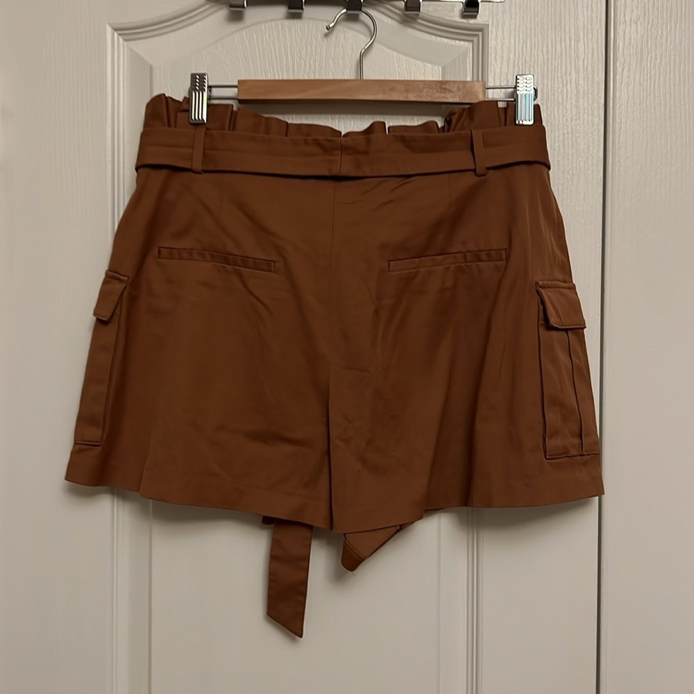 Alice + Olivia Paper Bag Cargo Short - Picture 6 of 8